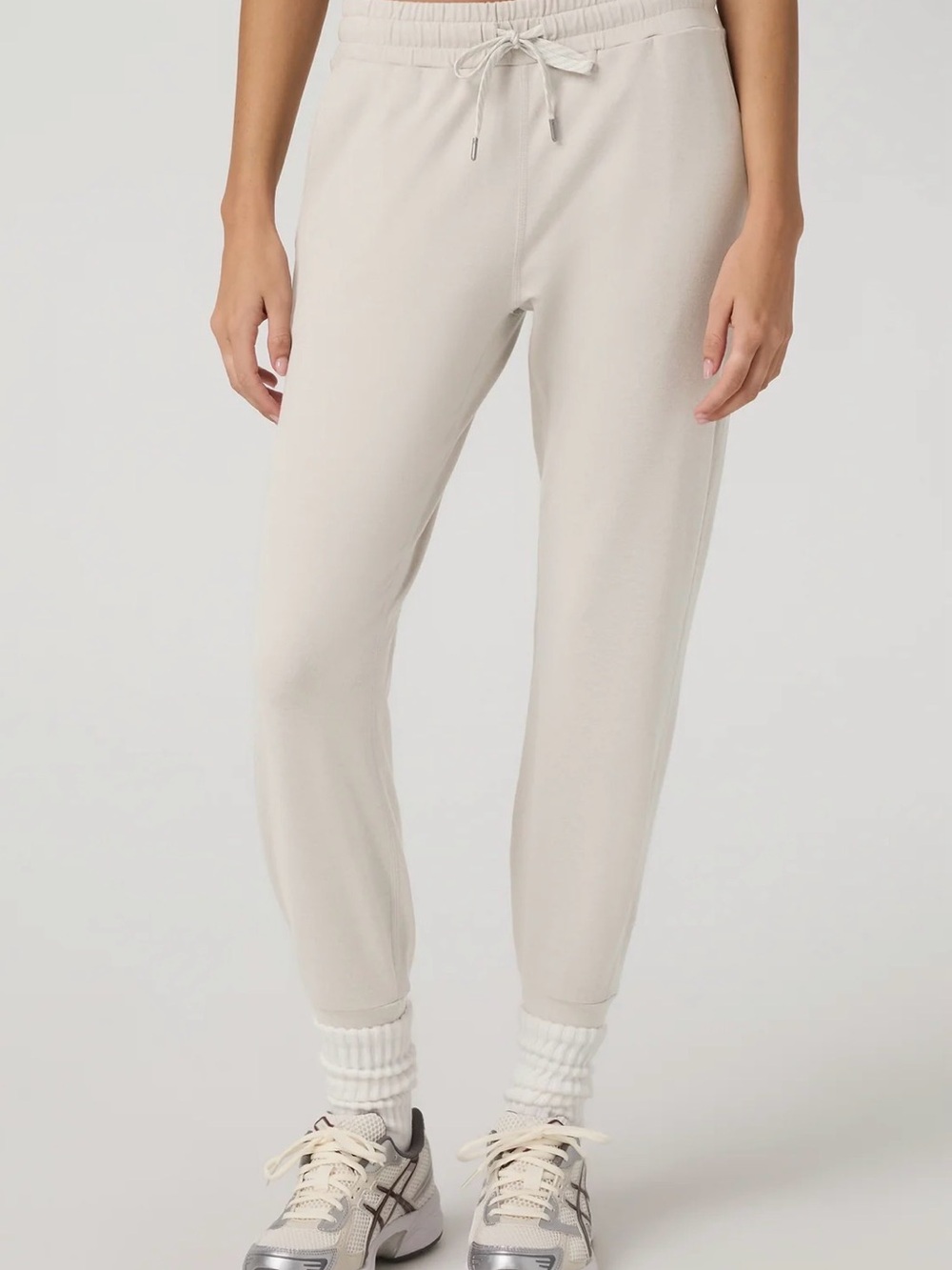 Vuori Performance Joggers Size M Long - Picture 2 of 8